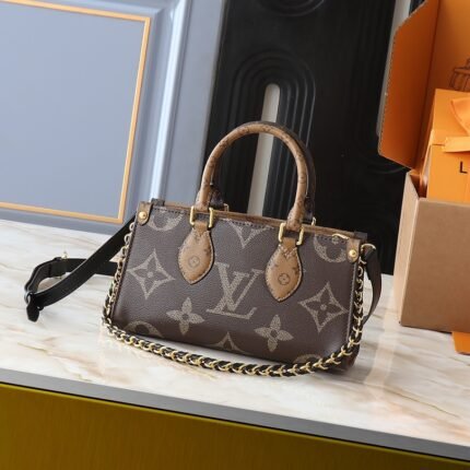 Louis Vuitton OnTheGo East West M14236